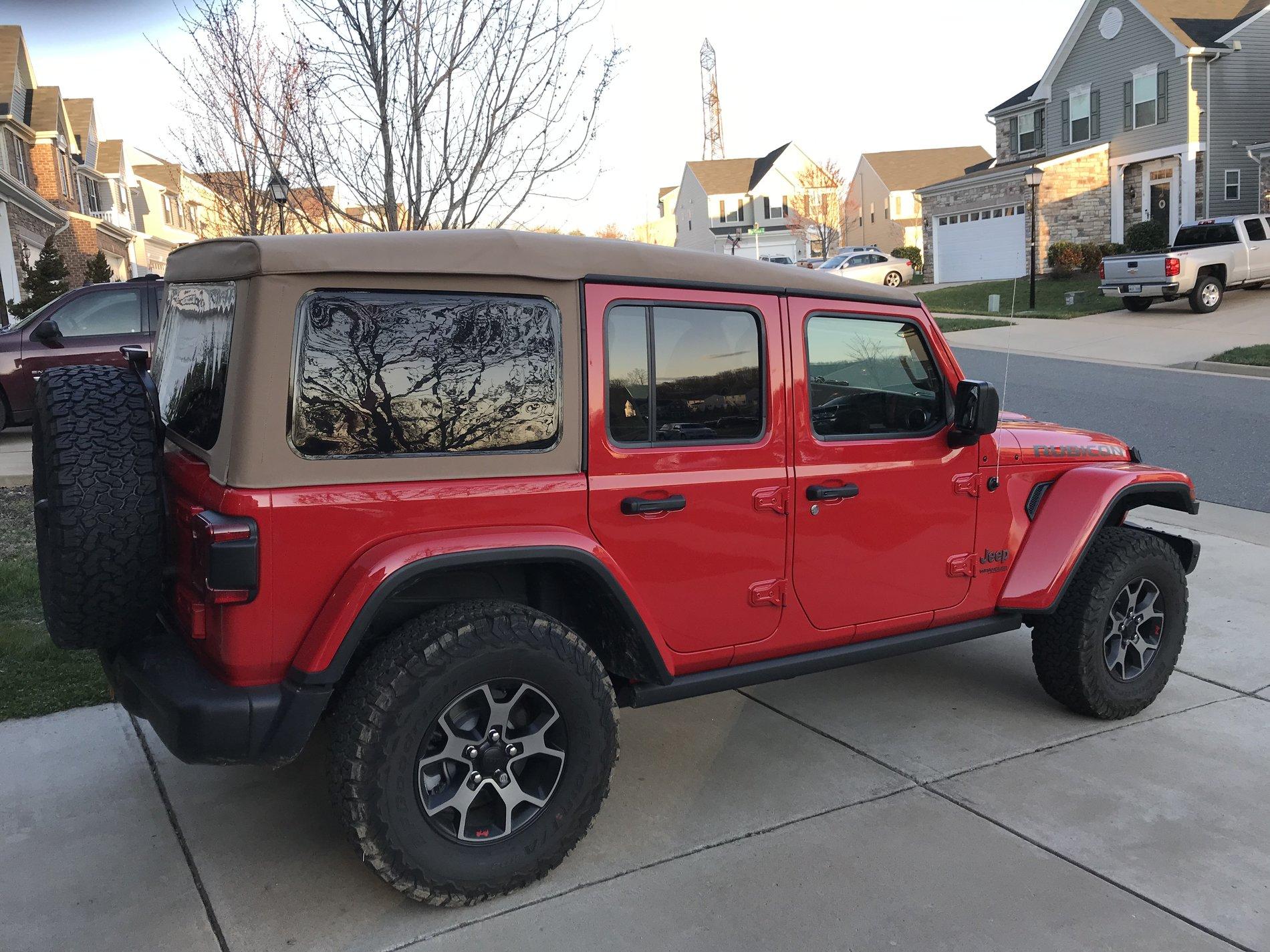 Jeep Wrangler JL Tan Soft Tops EA6786A8-F7AE-4D1E-8C1F-74A4337B5B7C