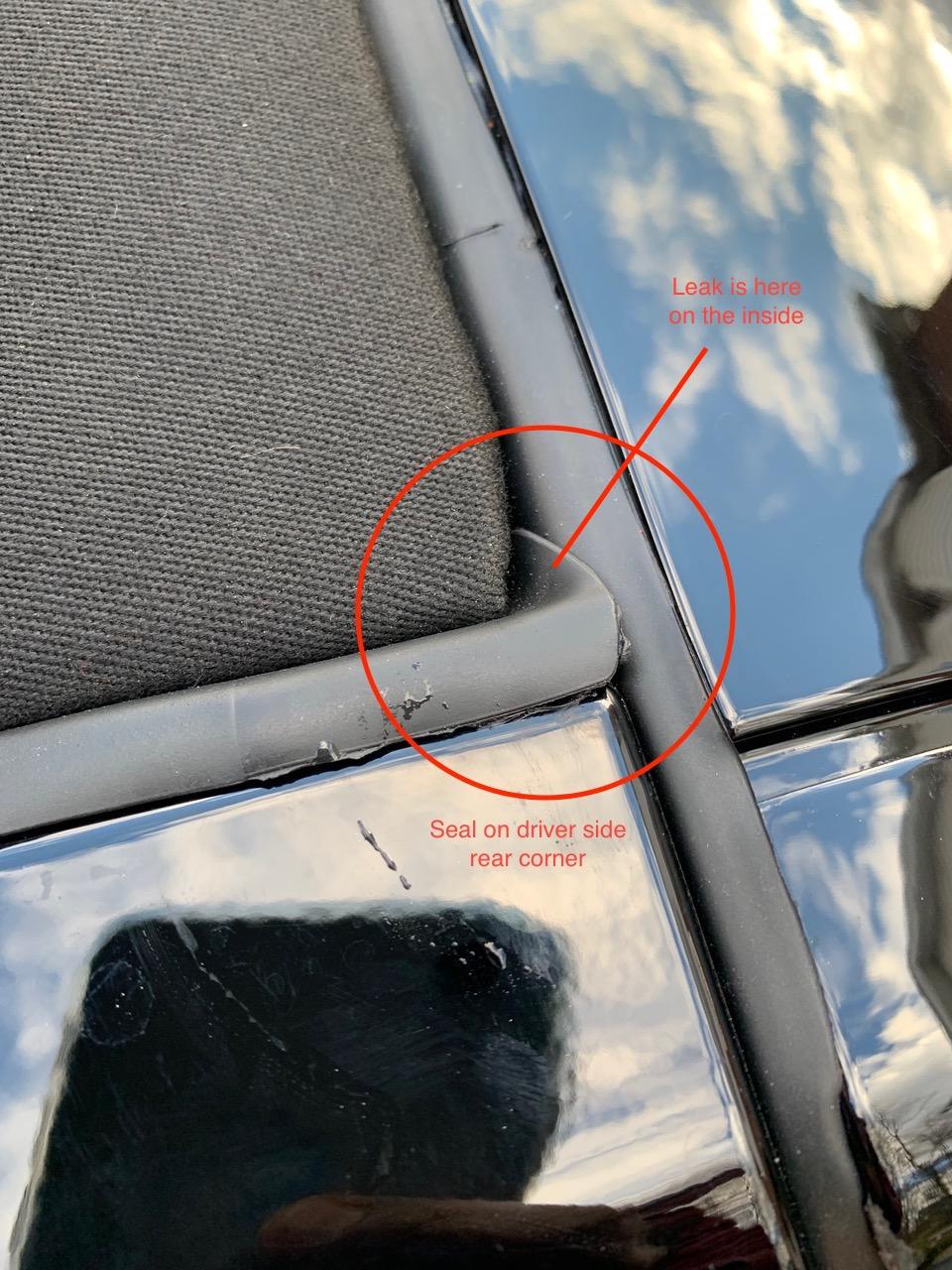 Jeep Wrangler JL Leak! One Touch Power Roof IMG_1753