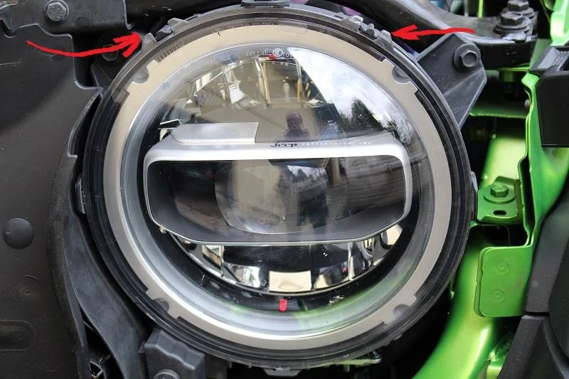 Jeep Wrangler JL LED Headlight disassembly Phar