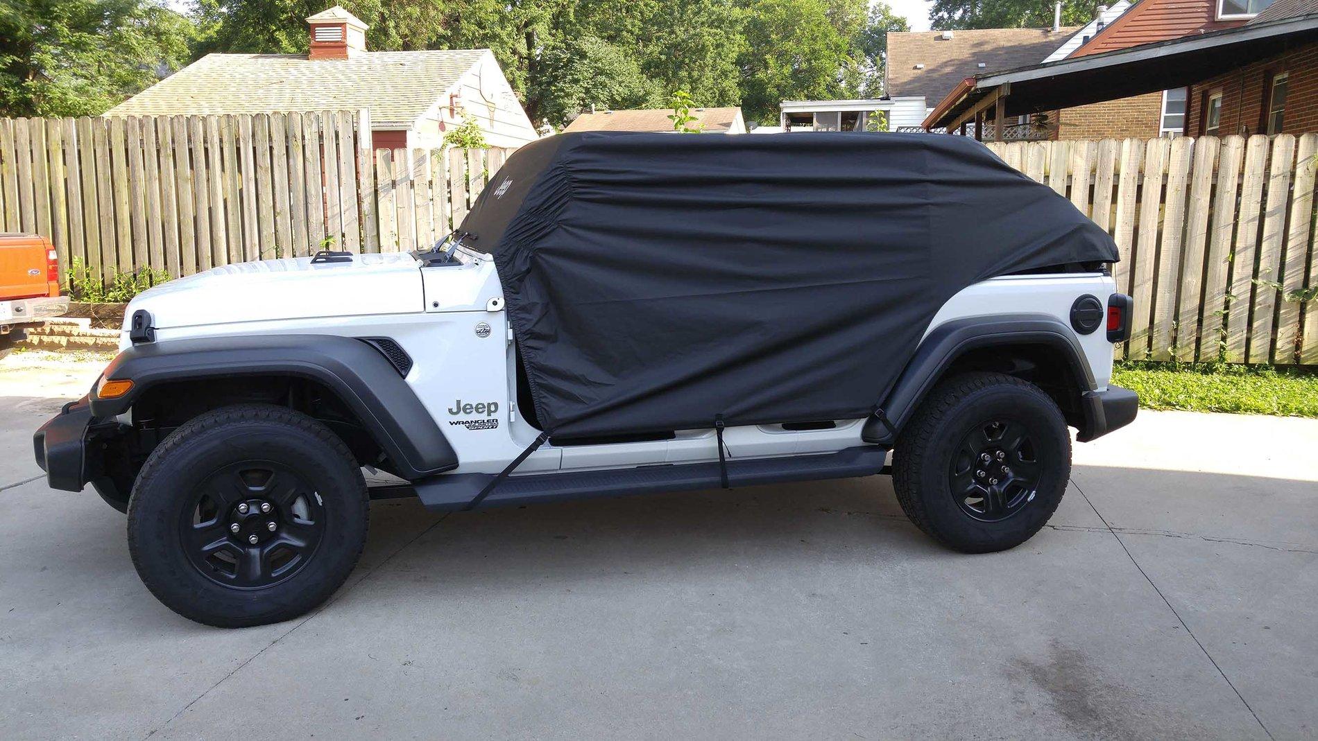 Jeep Wrangler JL Using the Mopar Cab Cover on a Soft Topped JLU cover no door side