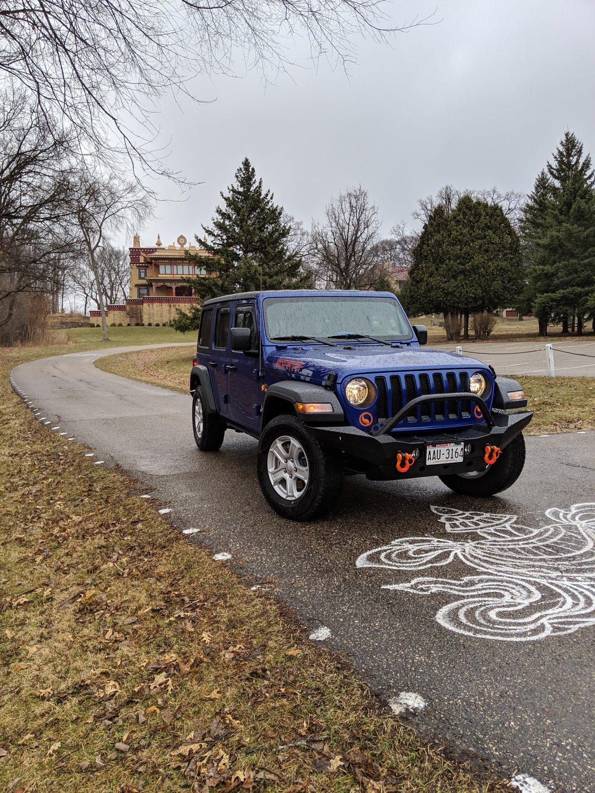 Jeep Wrangler JL A Driftless Drive in Wisconsin IMG_20190402_114438