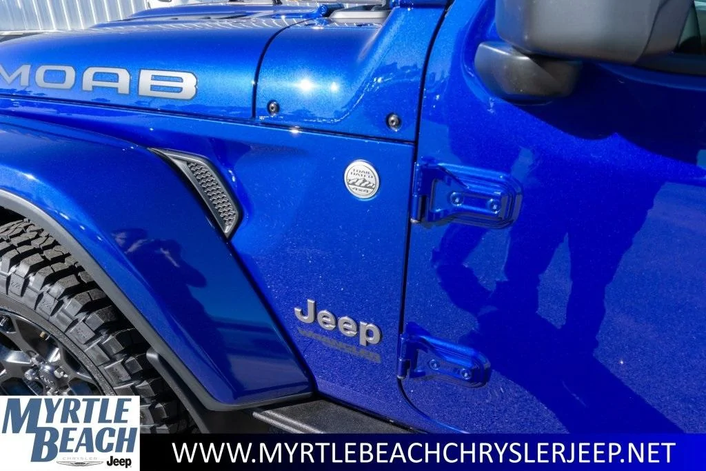 Jeep Wrangler JL Hood Lettering Decals moa