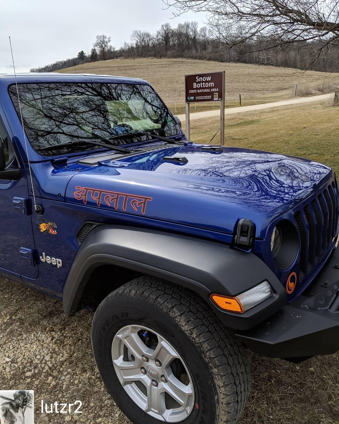 Jeep Wrangler JL A Driftless Drive in Wisconsin -1554388894756