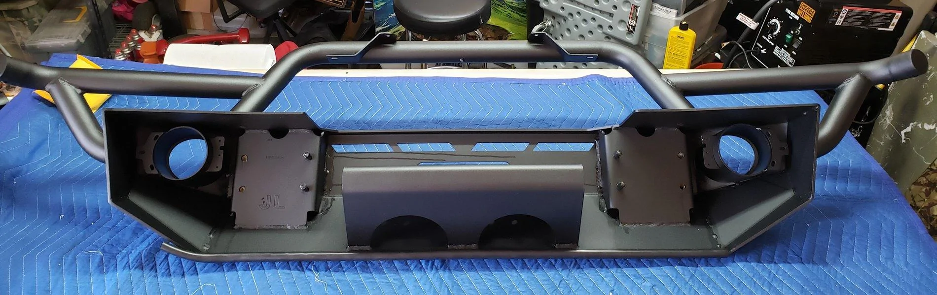 Jeep Wrangler JL Quadratec QRC full width front bumper installed 20190404_203114