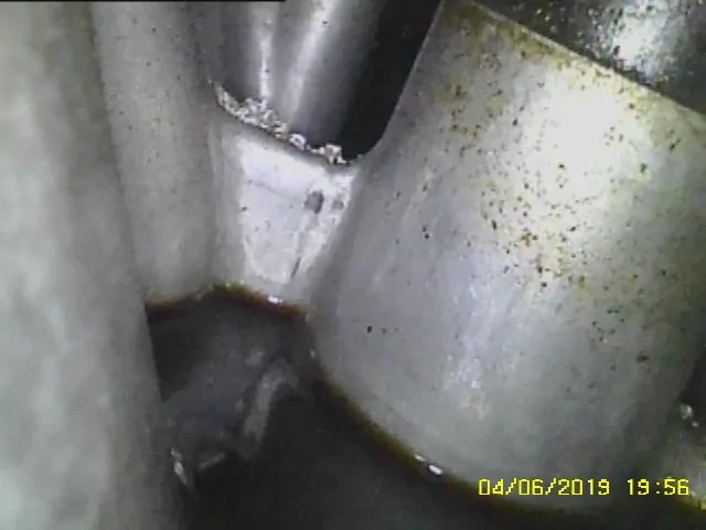 Jeep Wrangler JL Oil Cooler Leak DCIM0007