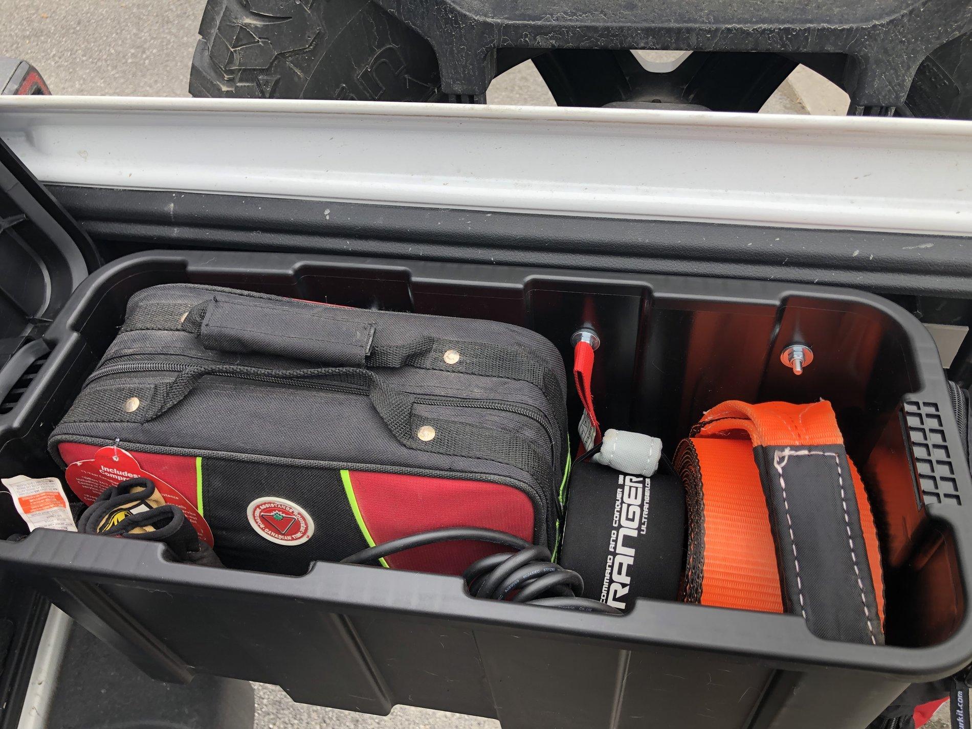 Jeep Wrangler JL Custom tailgate storage box 3E730ED7-AA67-4134-A78E-3CB15C1870FF