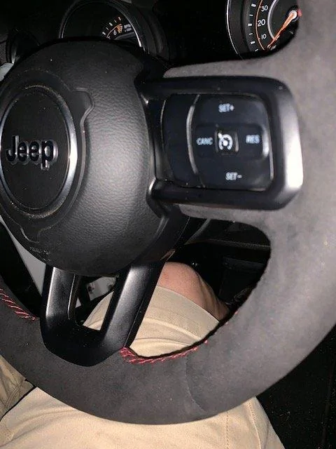 Jeep Wrangler JL Custom Alcantara Steering Wheel IMG_6836