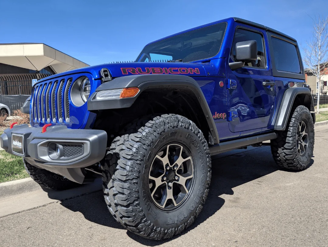 Jeep Wrangler JL Noob question - same wheels different tire size? upload_2019-4-8_10-25-18