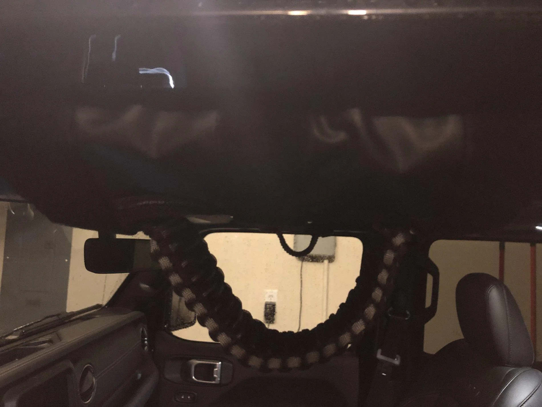 Jeep Wrangler JL Initial Impressions: Sky One-Touch Power Top Image-2