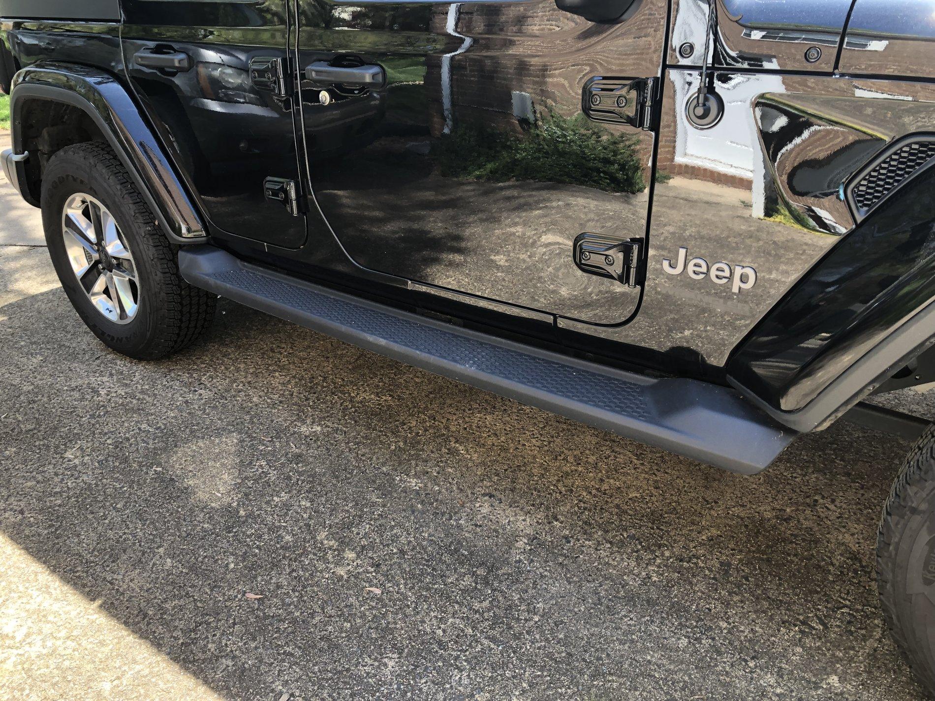 Jeep Wrangler JL 2018 Sahara JLU Side Steps 2C914168-0309-42A7-89AA-C5B9A0194298