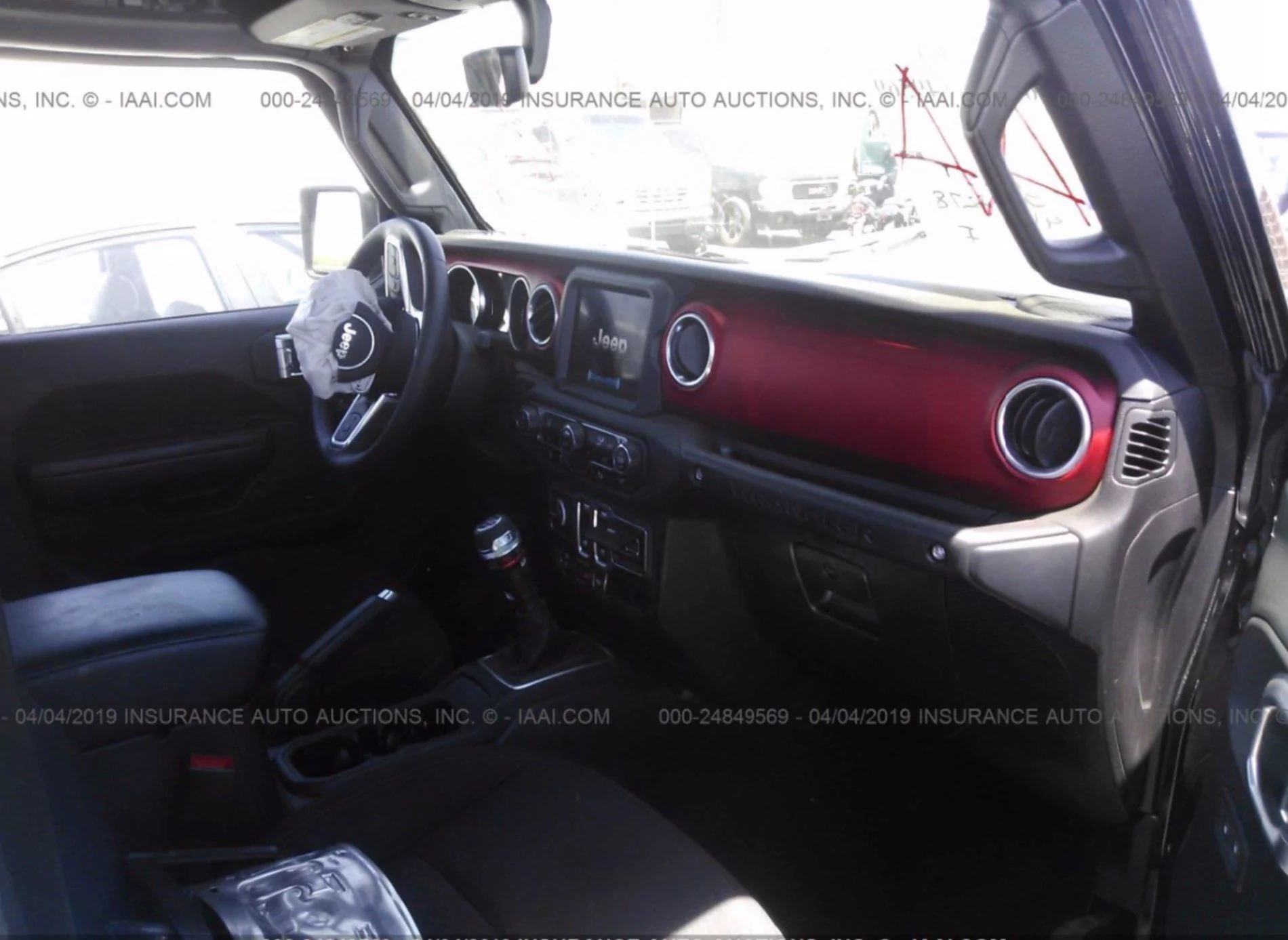 Jeep JL Wrangler Crash Pole Tree 5.webp