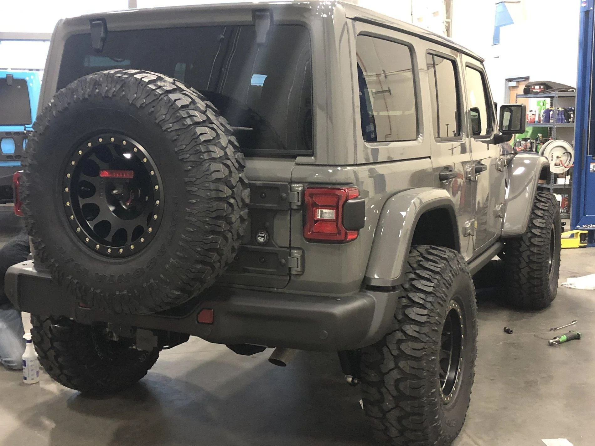 Jeep Wrangler JL The Tire Carrier Thread 598E3ADB-D29E-4F2A-A397-D8A0227D4E36