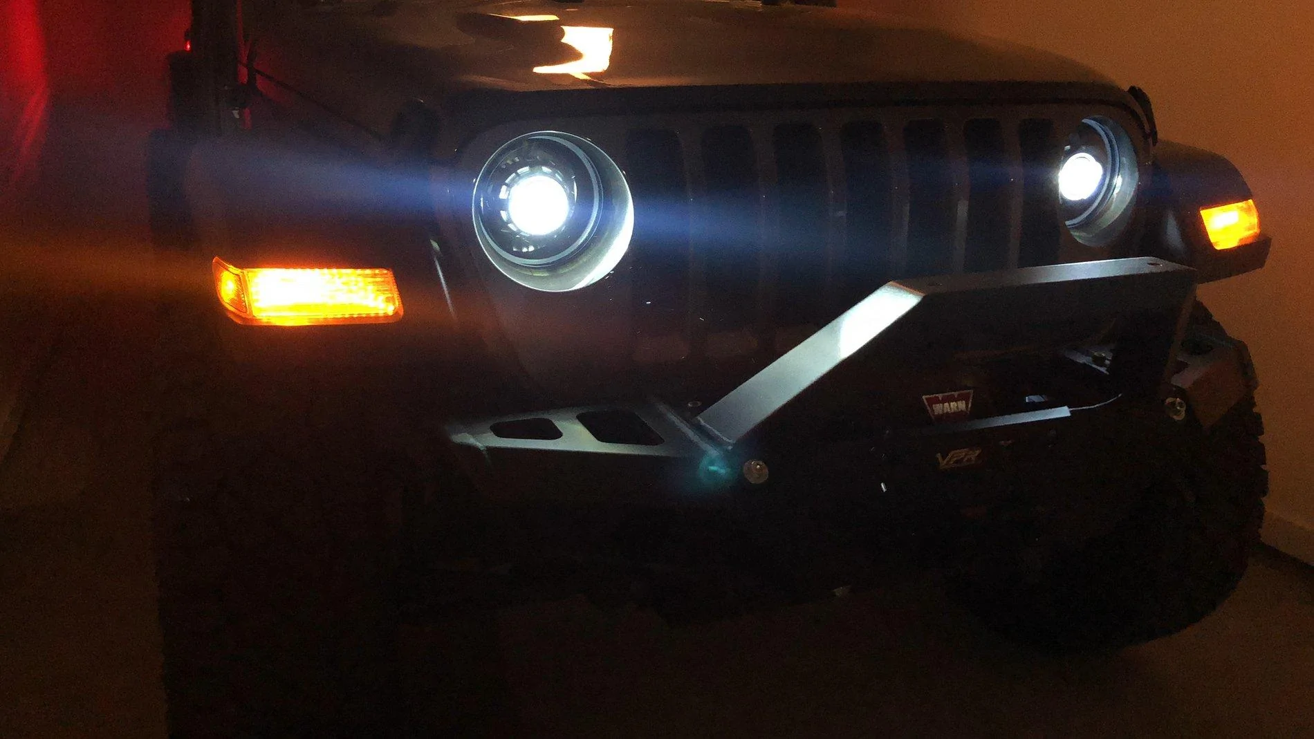 Jeep Wrangler JL Installed new headlights made by HidsProjectors.. E728B48B-D2F7-4CAE-9E92-B09556A472B2