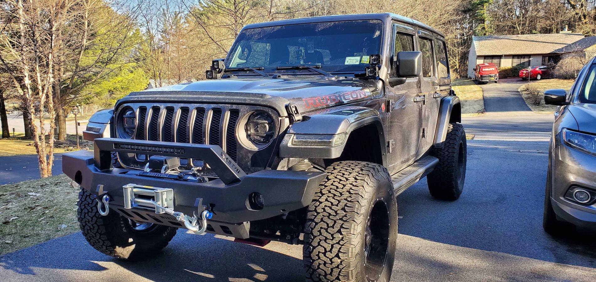 Jeep Wrangler JL LED Light Bars vs Pods 20190406_172957
