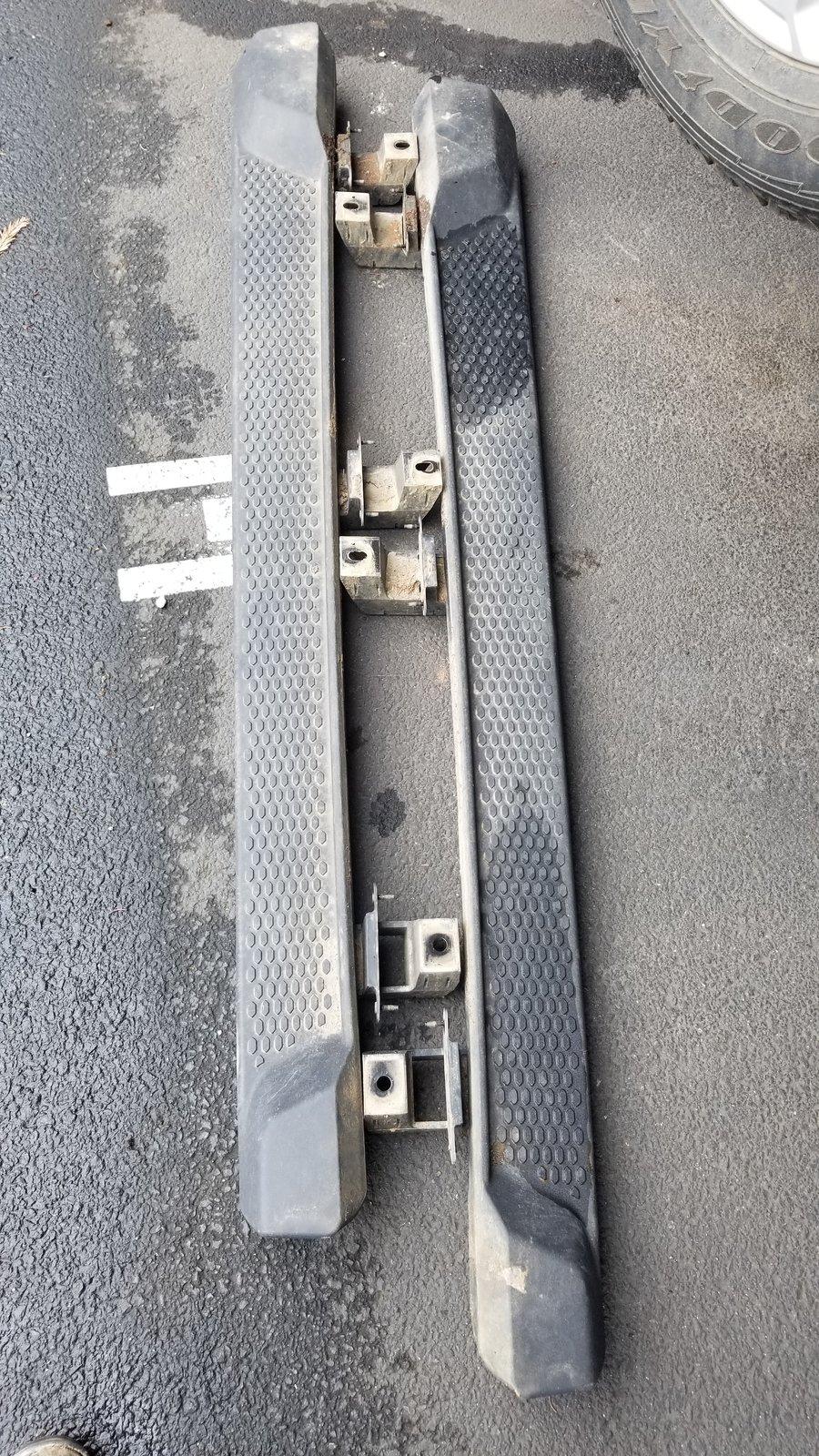Jeep Wrangler JL Mopar molded side steps $200 obo 20190411_141833