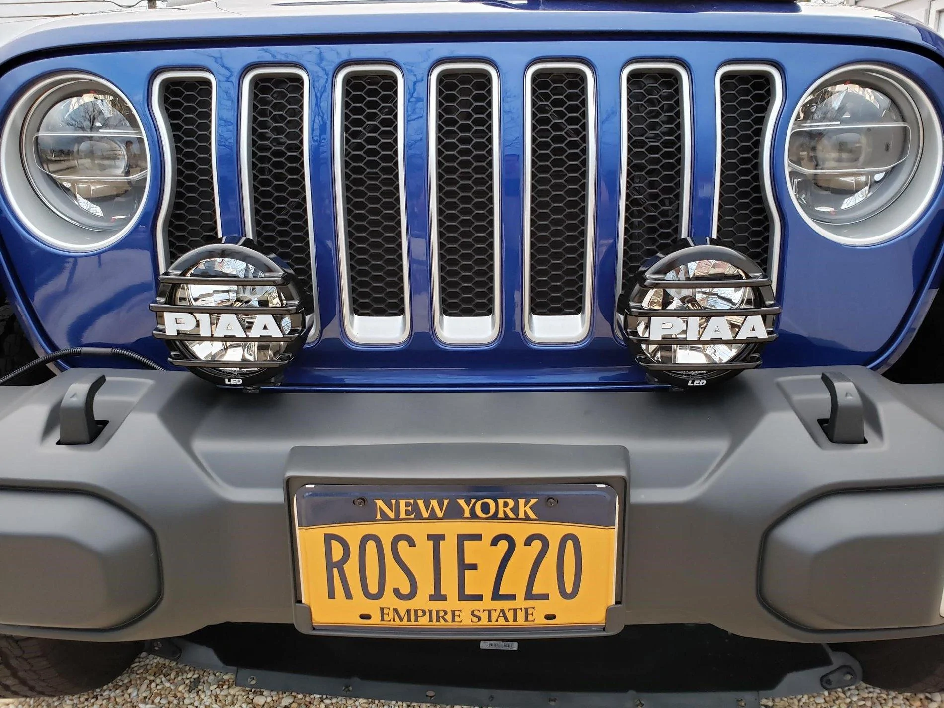 Jeep Wrangler JL Lights mounted to standard bumper jeep lights 9