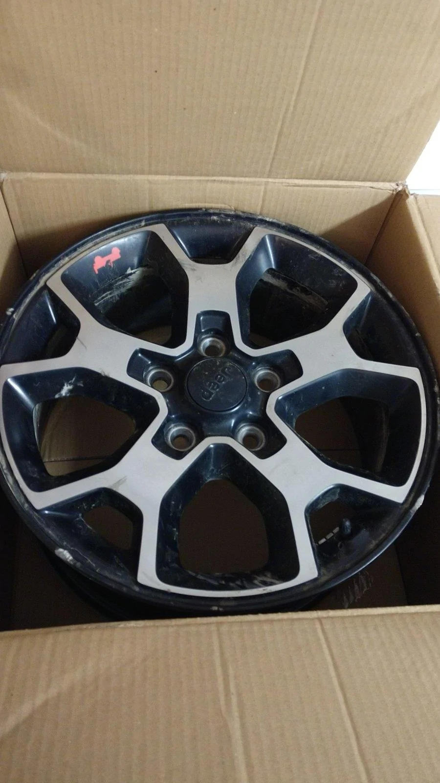 Jeep Wrangler JL FS: 5 rubicon wheels with TPMS Make offer IMG_20190307_184740185