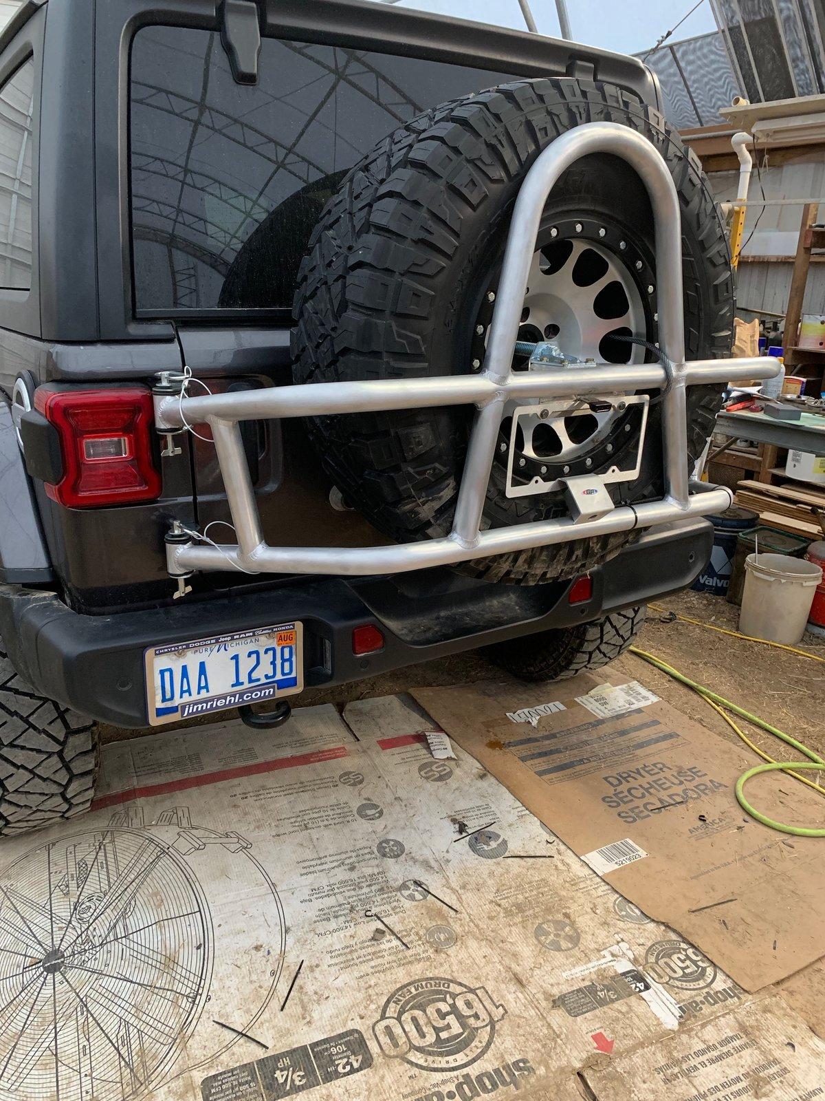Jeep Wrangler JL The Tire Carrier Thread IMG_0277