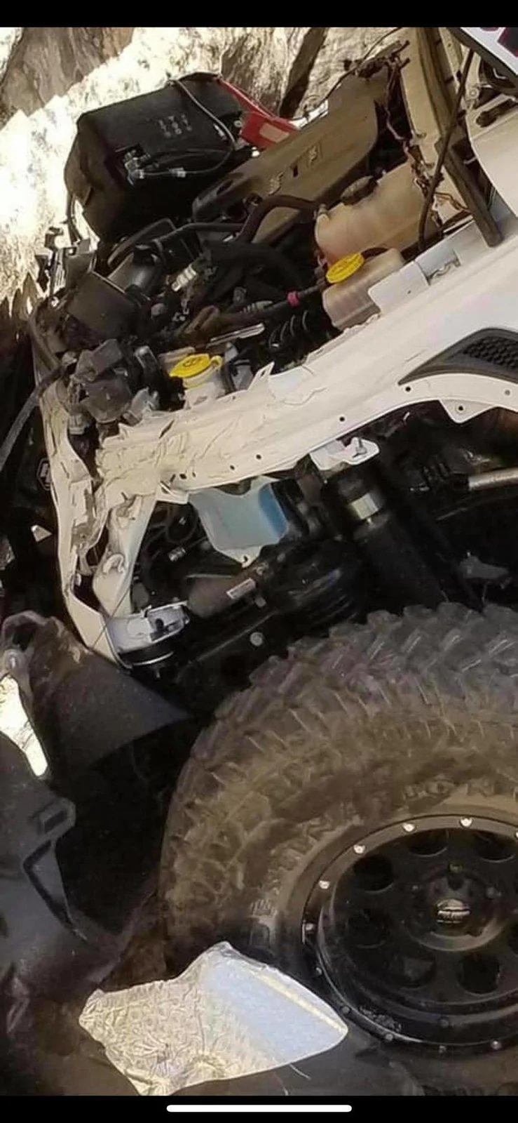 Jeep Wrangler JL Reports/rumors: Serious accident at 2019 Easter Jeep Safari 56980813_2471907856152725_7721617733757960192_o