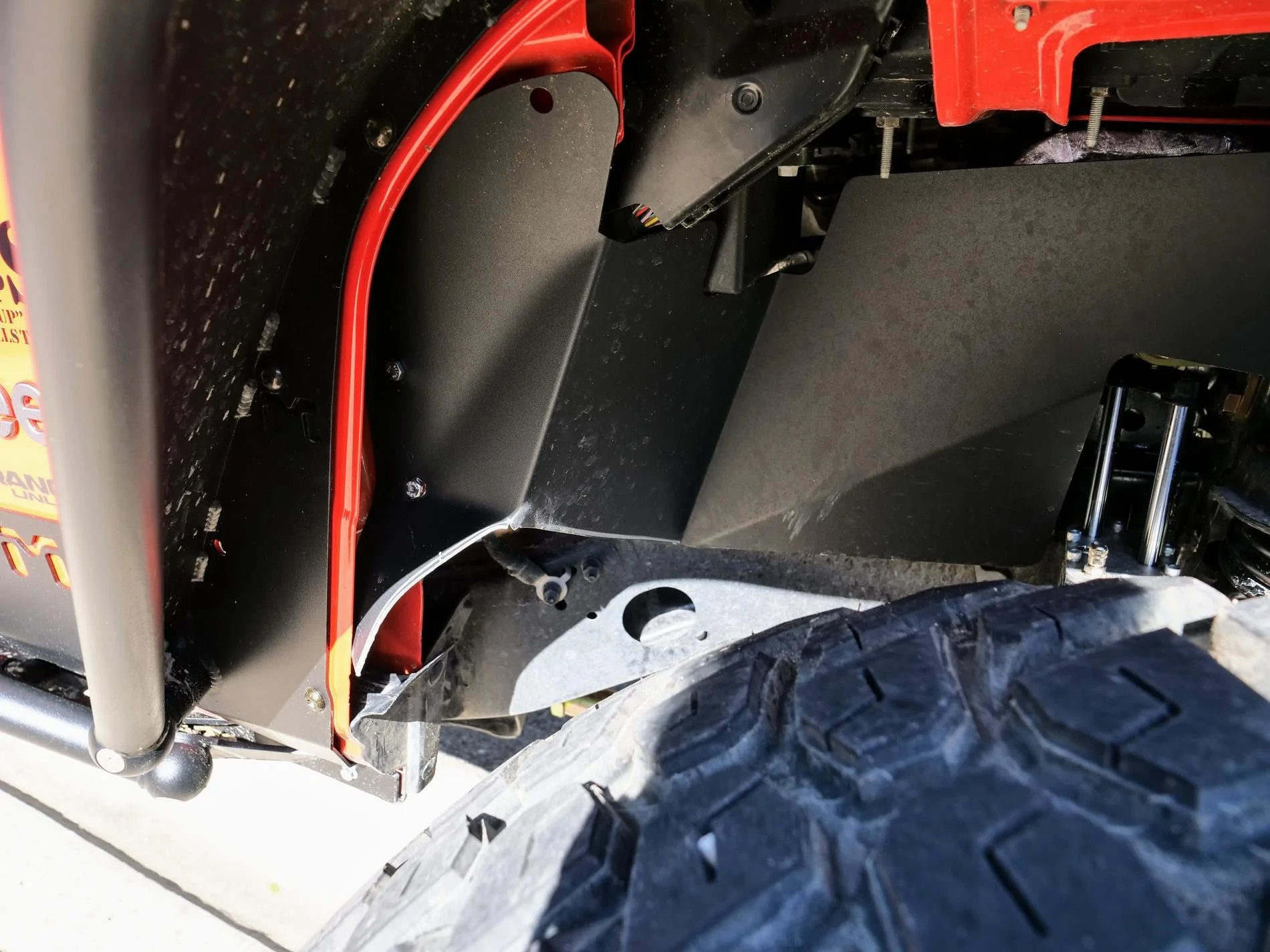 Jeep Wrangler JL Tombstone 6hUEtUCYtQBD_BsVIeFELzIcXjl4zi1OOCEFf9OQ2z9h0L9fLDRX-VhIYFVnPHvFQkk0J2R0XyXEXhRDRBEWokw2ag=w2