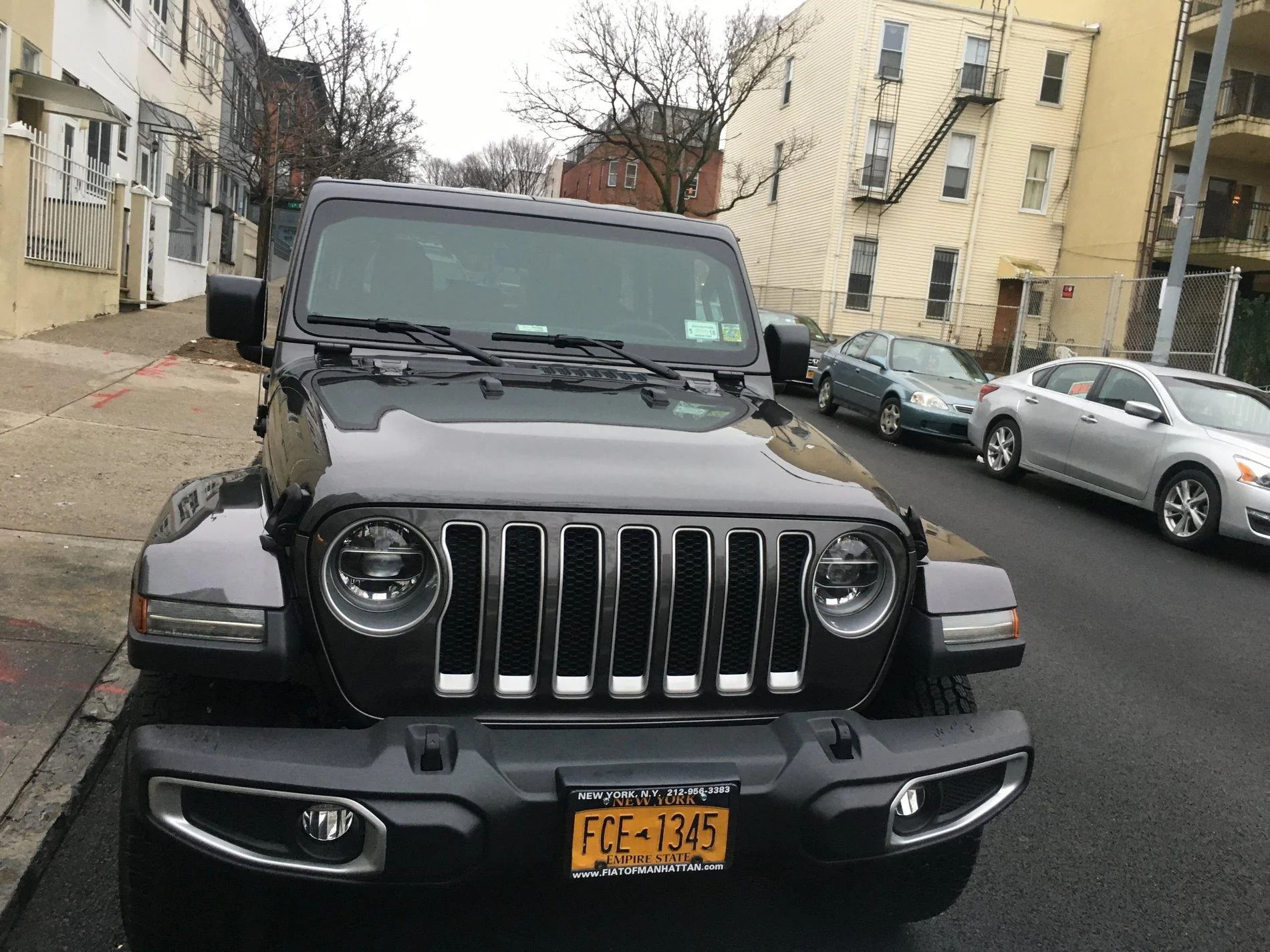 Jeep Wrangler JL GRANITE CRYSTAL METALLIC Wrangler JL Club 661A7AF0-5E2F-46D5-B9C9-FFA5300C38C1