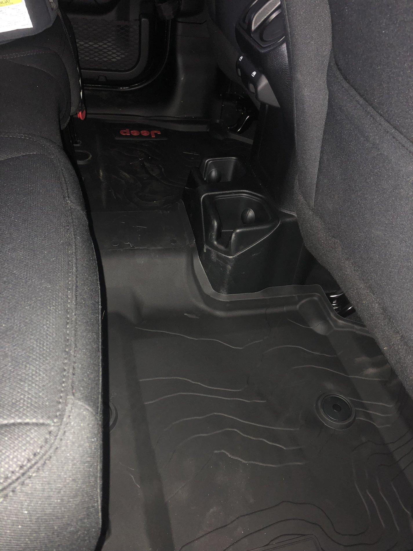 Jeep Wrangler JL Black JLU Sport S- made some changes :-D 6E86C203-F705-477B-8D8C-7B97E2E183DD