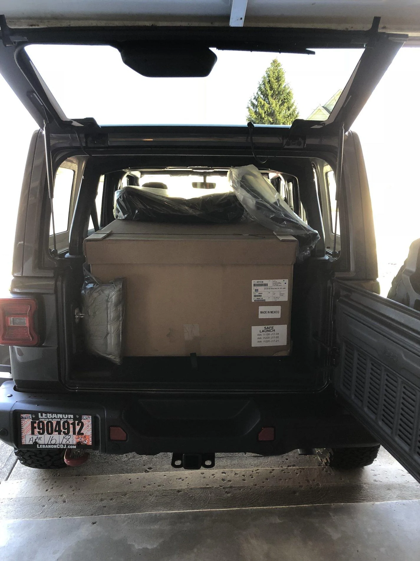 Jeep Wrangler JL Show off your Delivered JL Here! 45731000-6866-4781-926F-CC2BEEEAF107