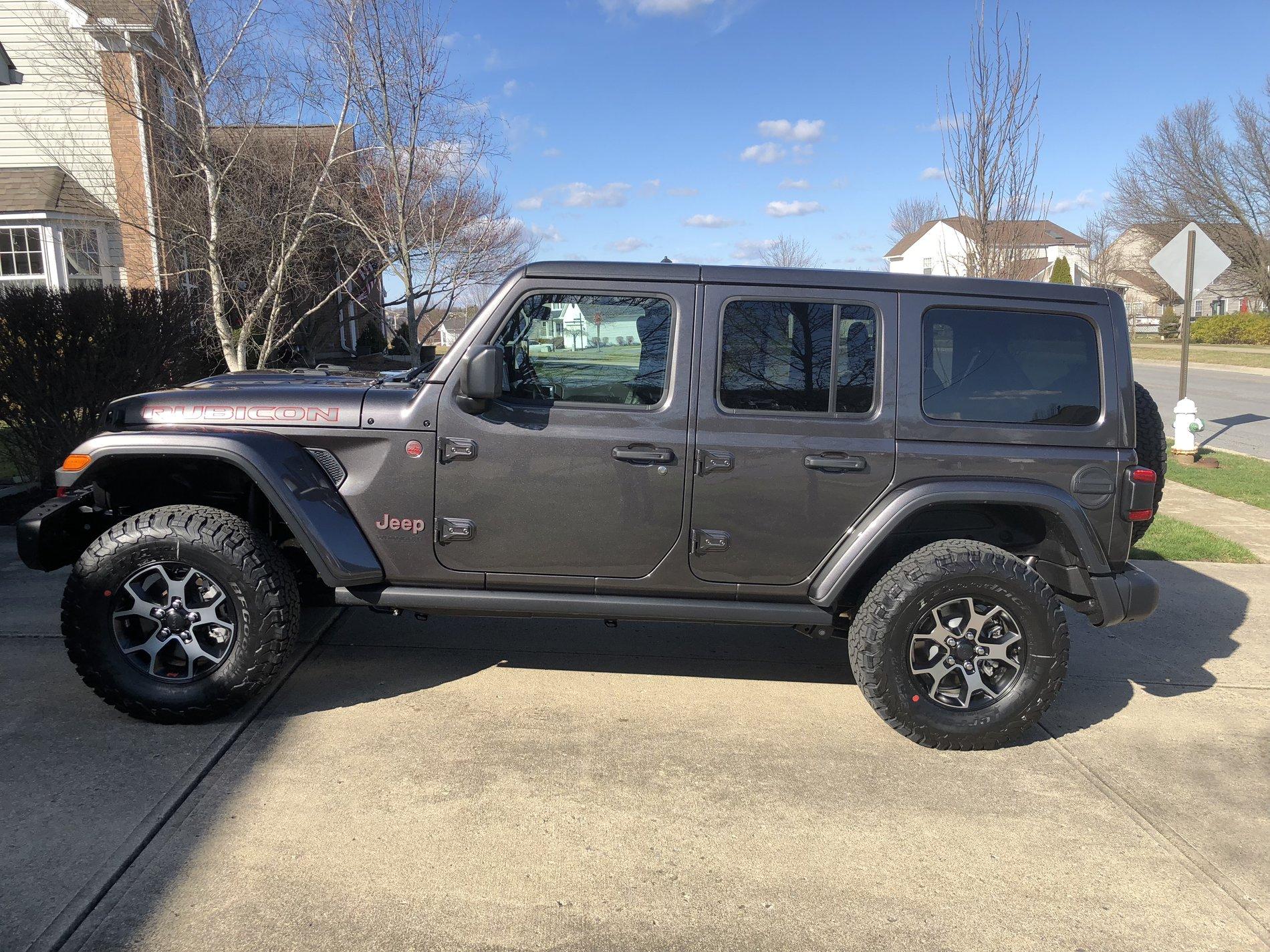 Jeep Wrangler JL Show off your Delivered JL Here! 528A66F8-97BF-4A0F-8C68-3FA2856DE5D8