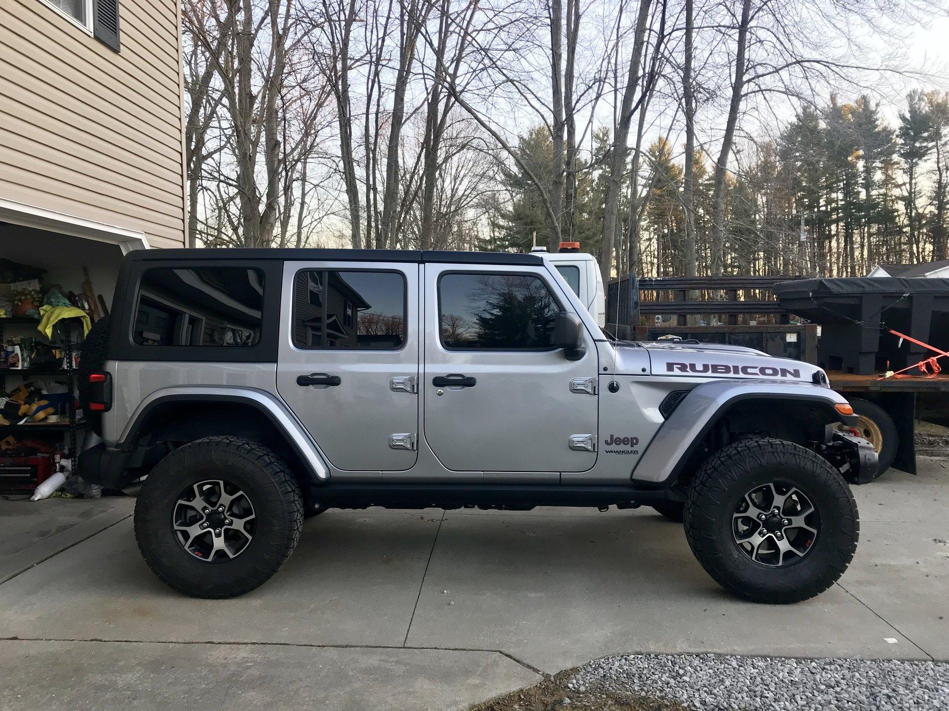 Jeep Wrangler JL Rubi with 35” 7A50E84D-5B85-48B4-A844-FFCF5715EFFB