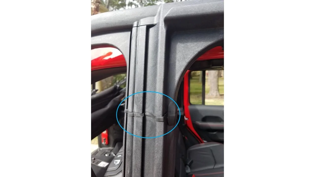 Jeep Wrangler JL DUAL TOP HOW TO: I Swapped the Hard Top for the Soft Top Today Slide3