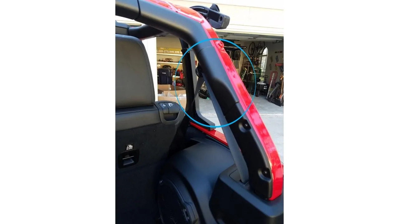 Jeep Wrangler JL DUAL TOP HOW TO: I Swapped the Hard Top for the Soft Top Today panel
