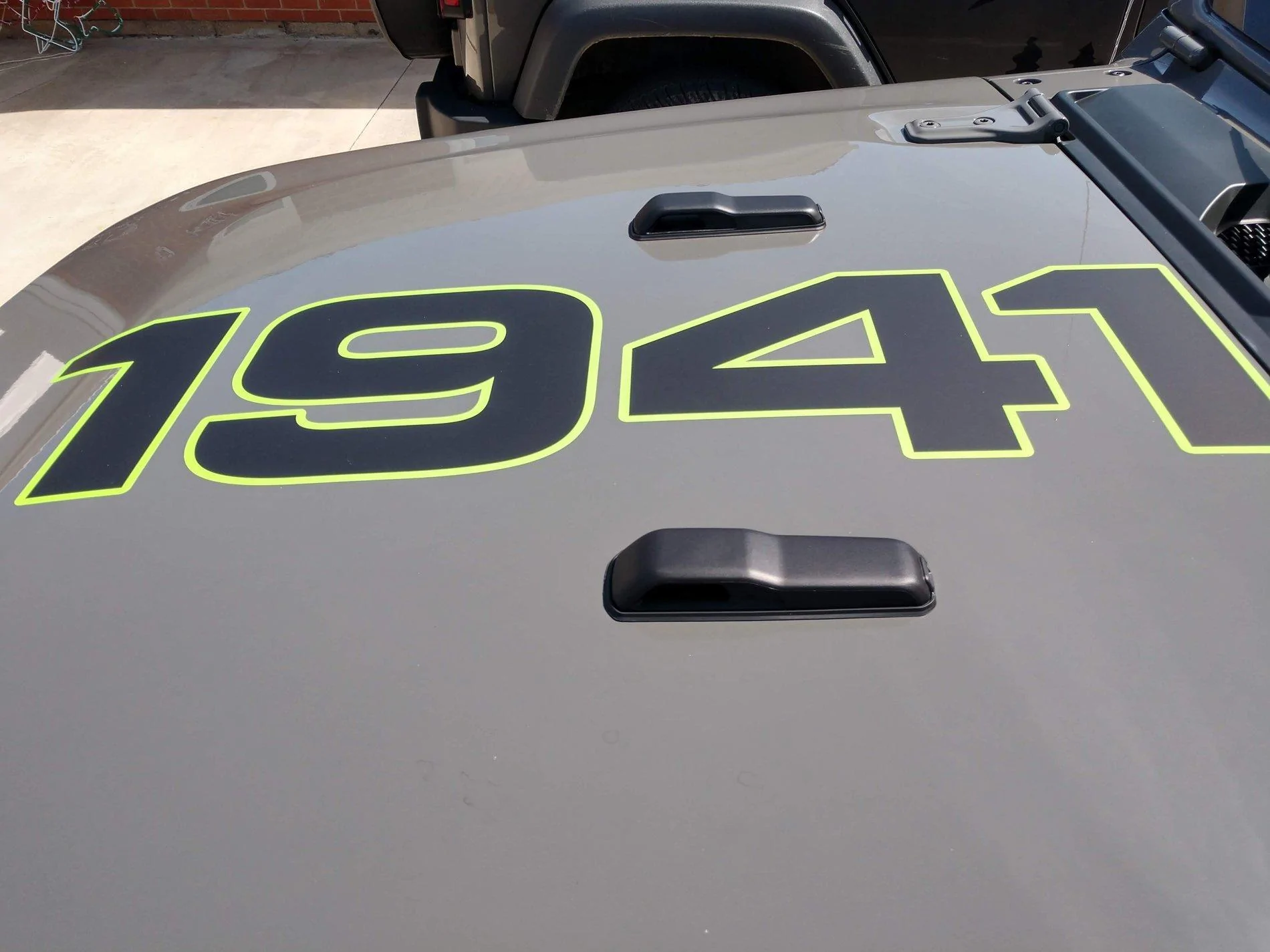 Jeep Wrangler JL Matte Hood Decals IMG_20190401_131443425_HDR