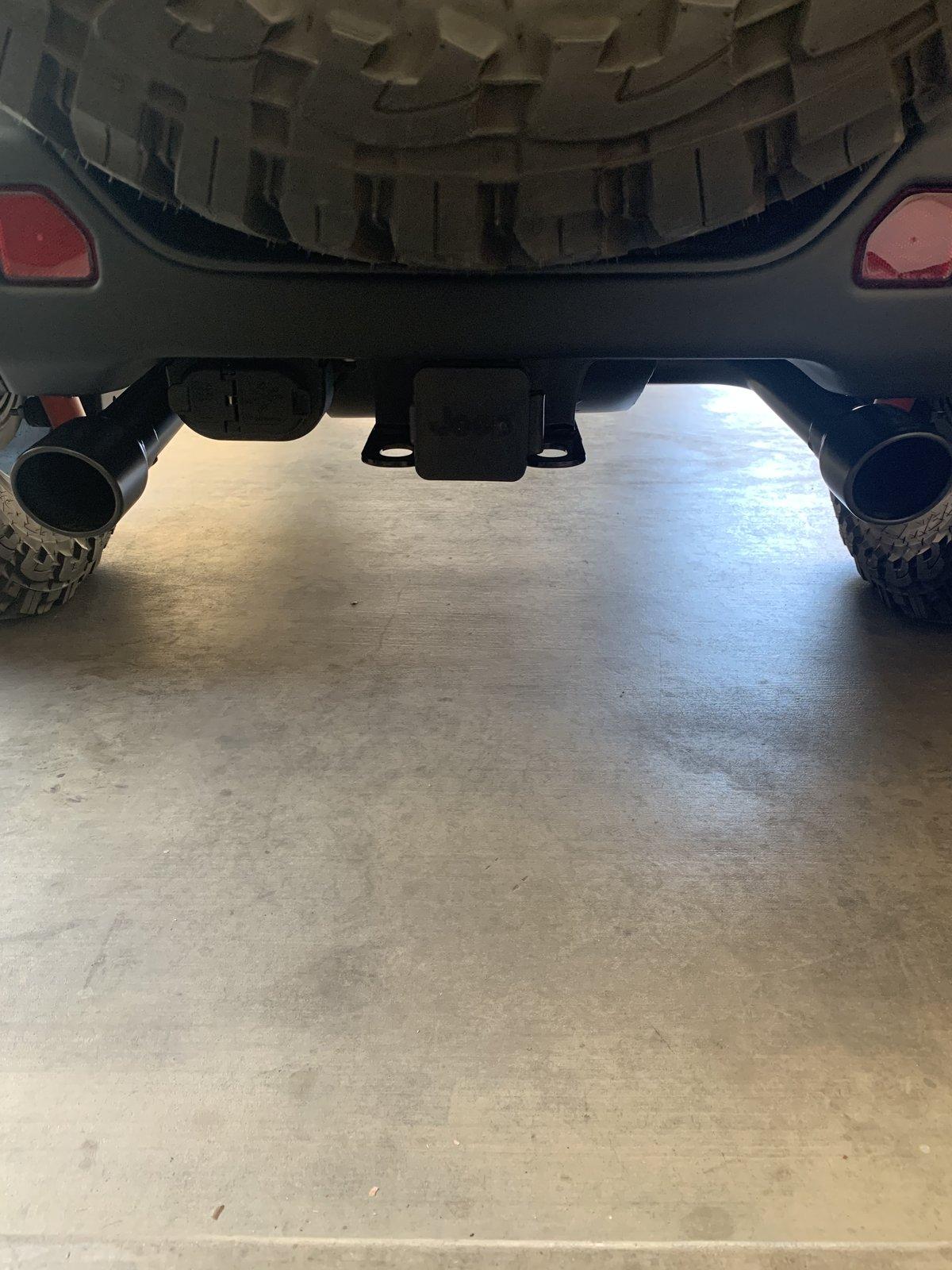 Jeep Wrangler JL Does this exhaust look crooked?? 99A2DC4E-4F89-44D8-B163-DF79FFBE03A2