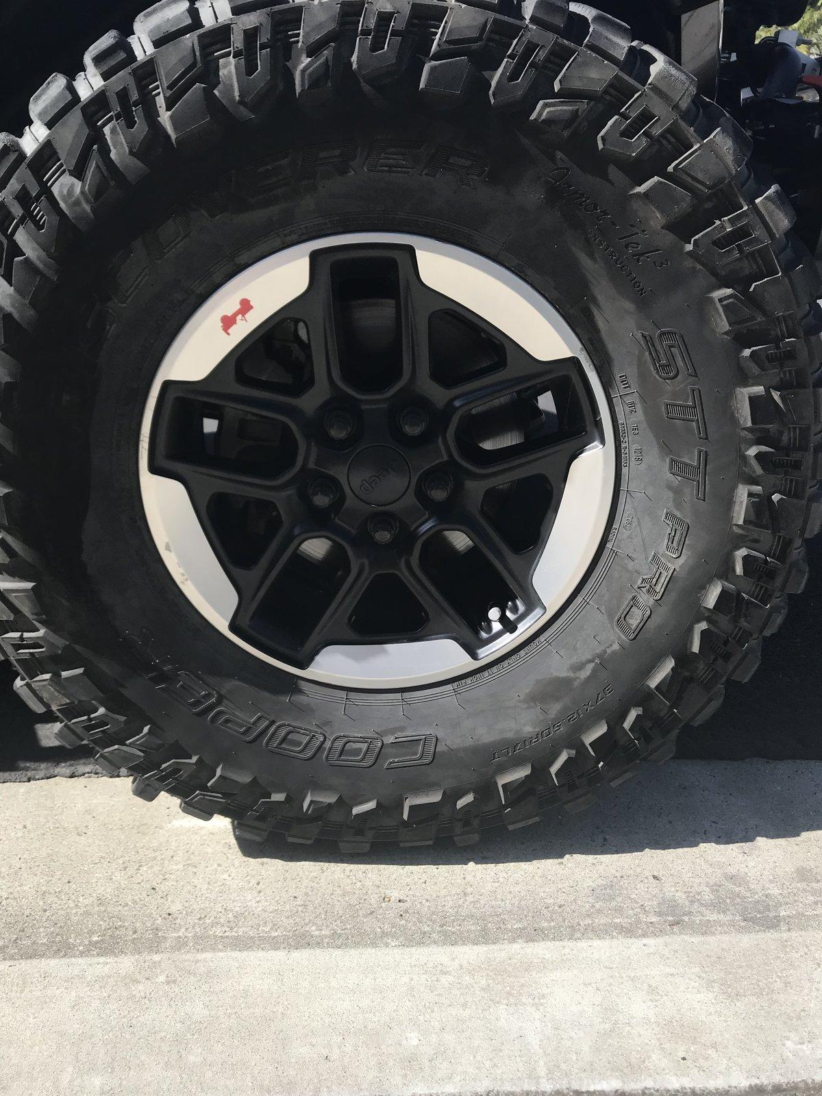 Jeep Wrangler JL Upgraded rubi wheels 4FECFE2D-CA28-4C78-A175-D001AAB236F1