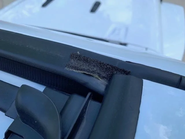 Jeep Wrangler JL Sky One Touch Wind Noise IMG_9733