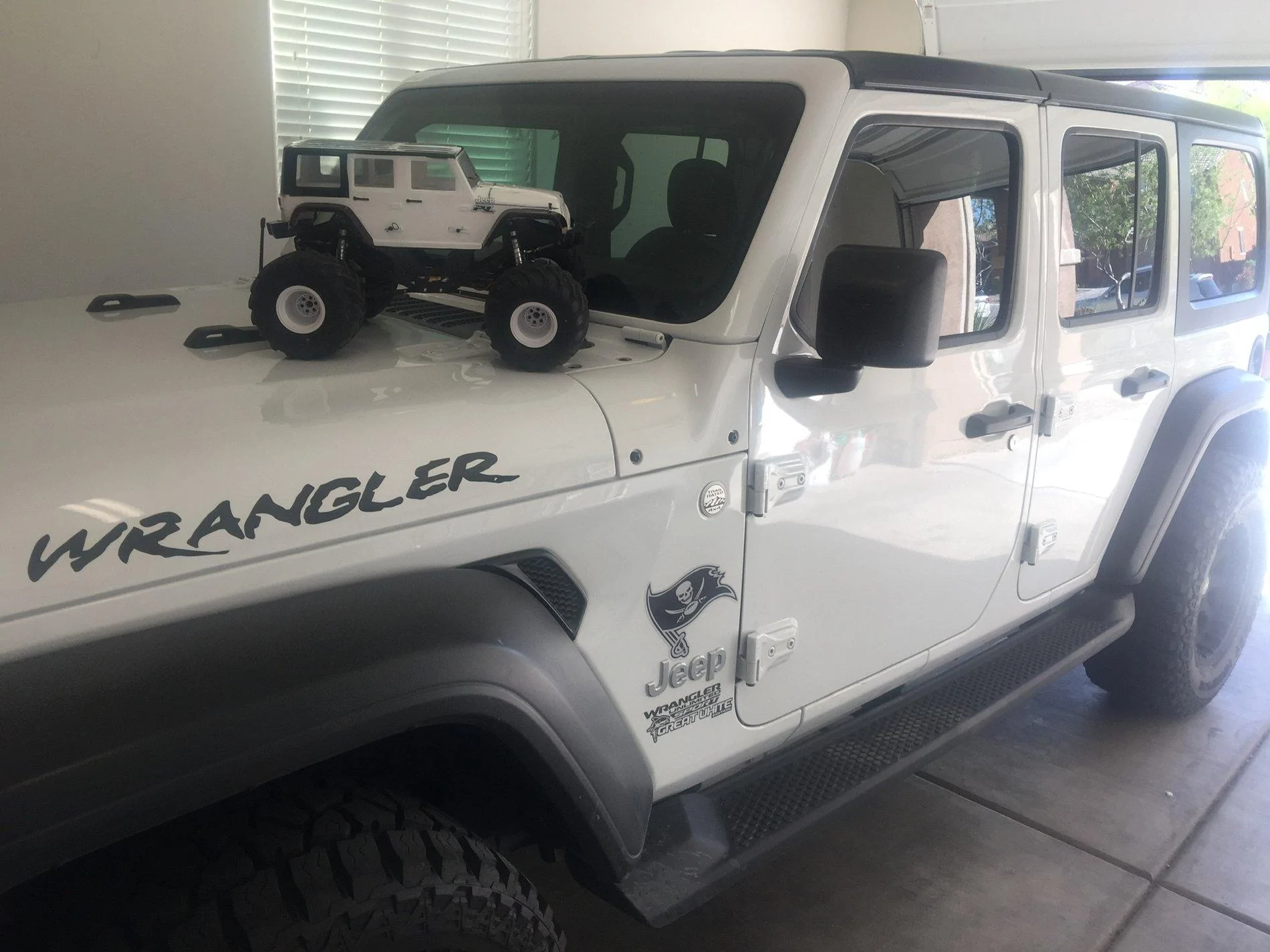 Jeep Wrangler JL What did you do TO your Jeep JL today? FF32B841-1065-4C3F-B6B5-A17E8D4696EB