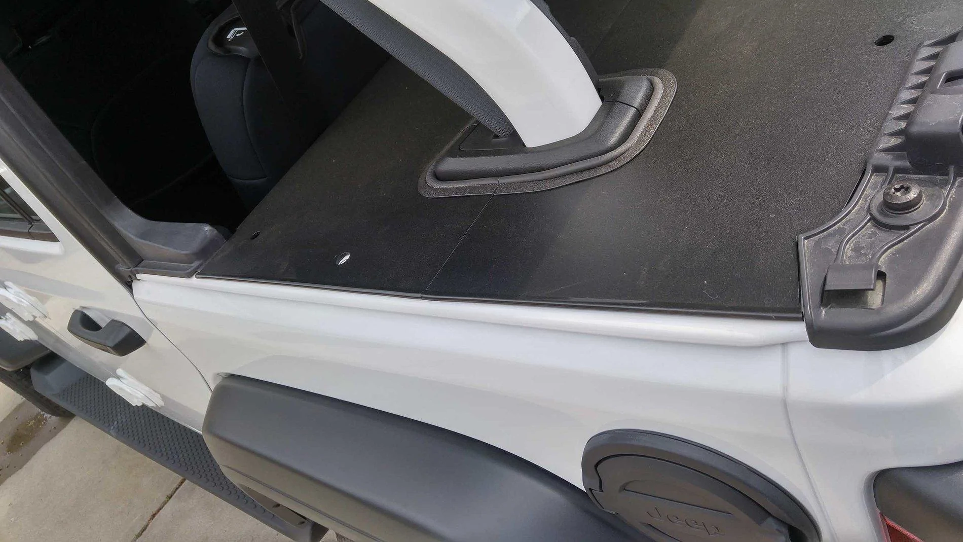 Jeep Wrangler JL Jeep Backbone Security Cover Mods and Tips jbb edging2