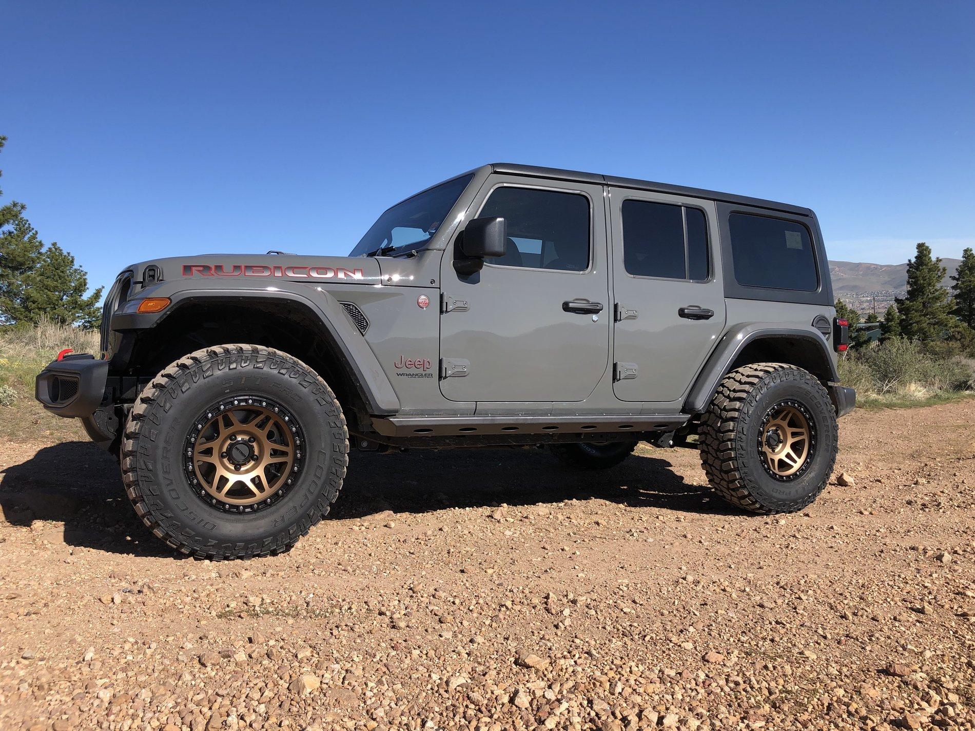 Jeep Wrangler JL Bronze Wheels on JL? DE4528C1-E3A5-4DA2-9061-5BB131303A62