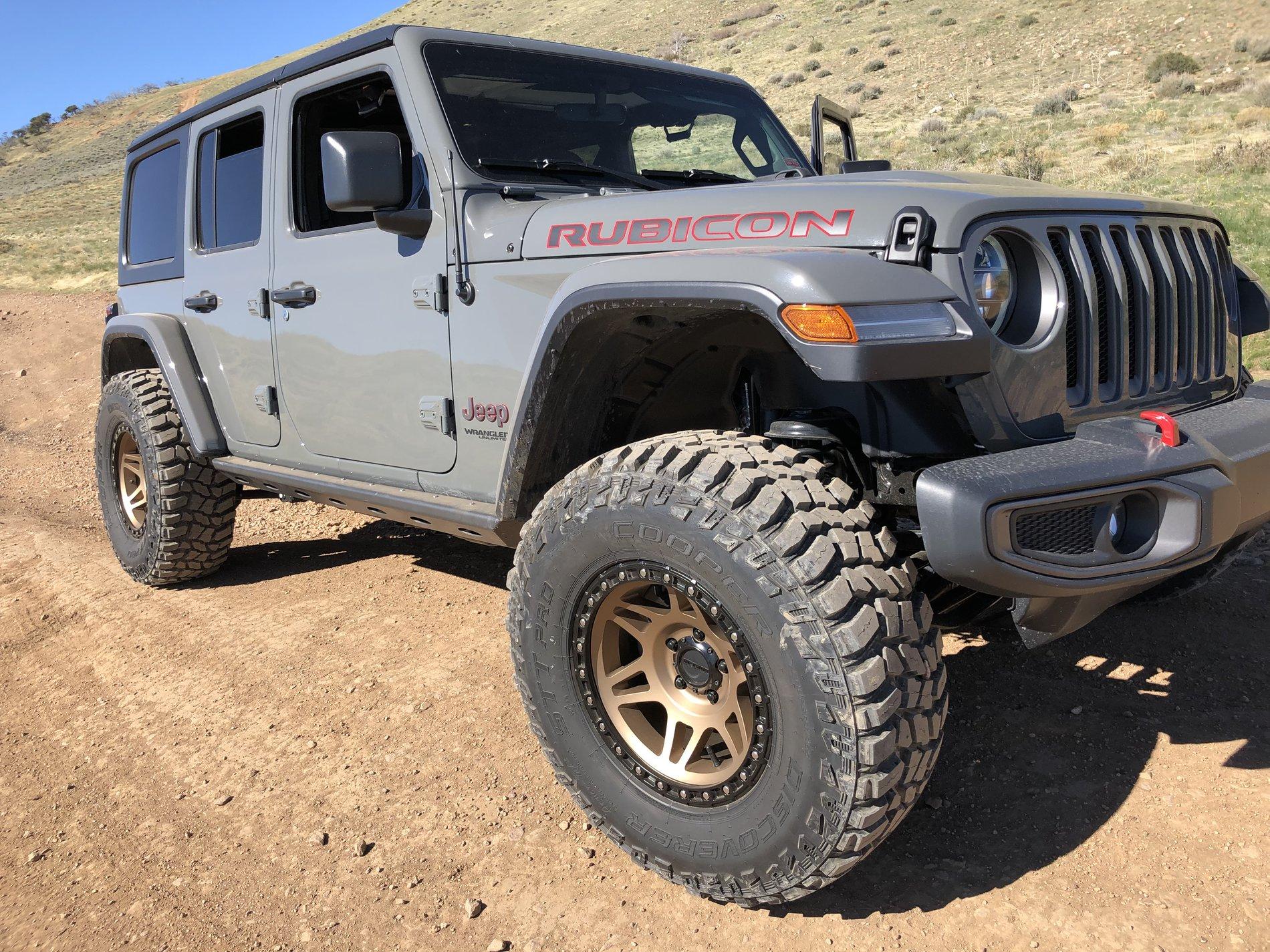 Jeep Wrangler JL JL Rubicon on Method Wheels...let's see em! 367B8956-1057-4F97-BD9B-26CC15A4EF1D