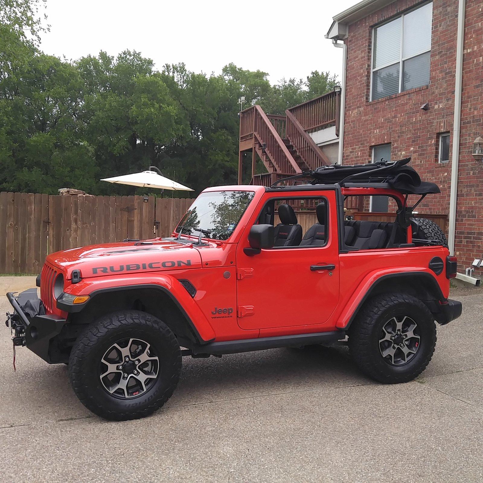 Jeep Wrangler JL WTB: Premium JLU Soft Top - Texas area 20190421_094012