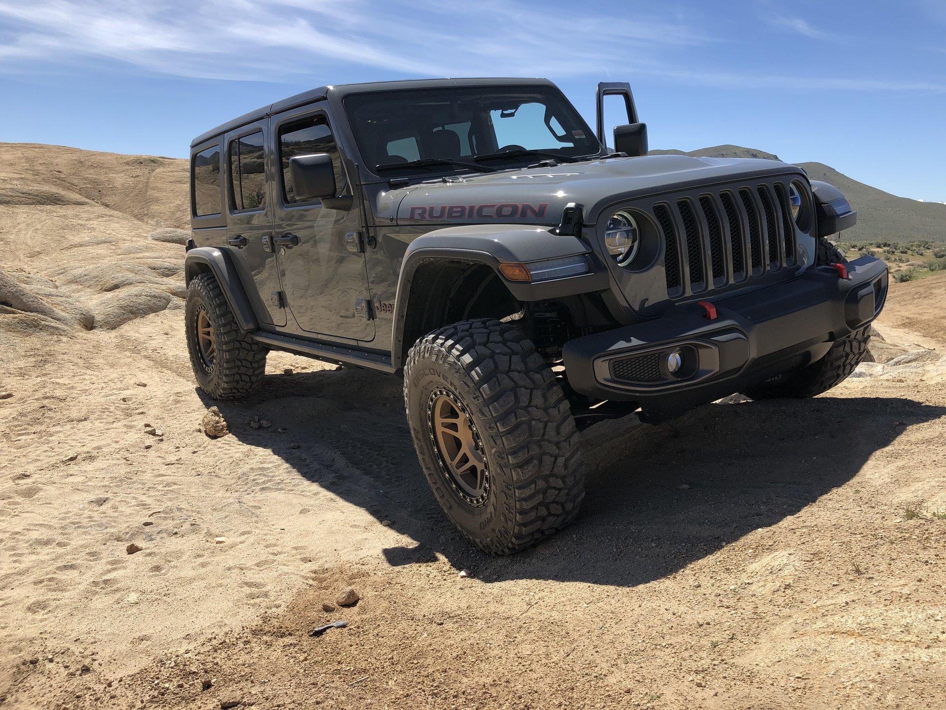 Jeep Wrangler JL Bronze Wheels on JL? DEED6AC0-F56D-47B4-9545-385A4706864A