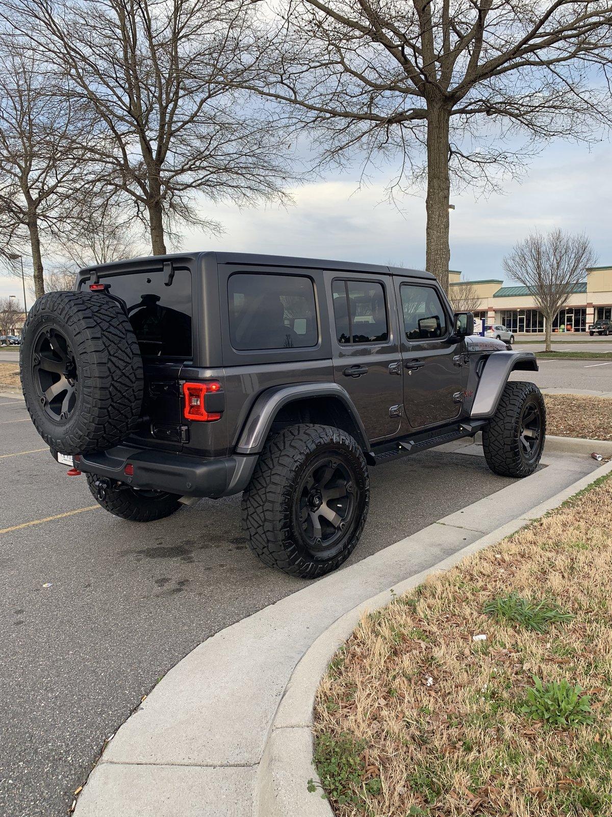 Jeep Wrangler JL ROAM Side Steps Install 86F84DA2-99B0-4018-BF1C-8FB2404E5637