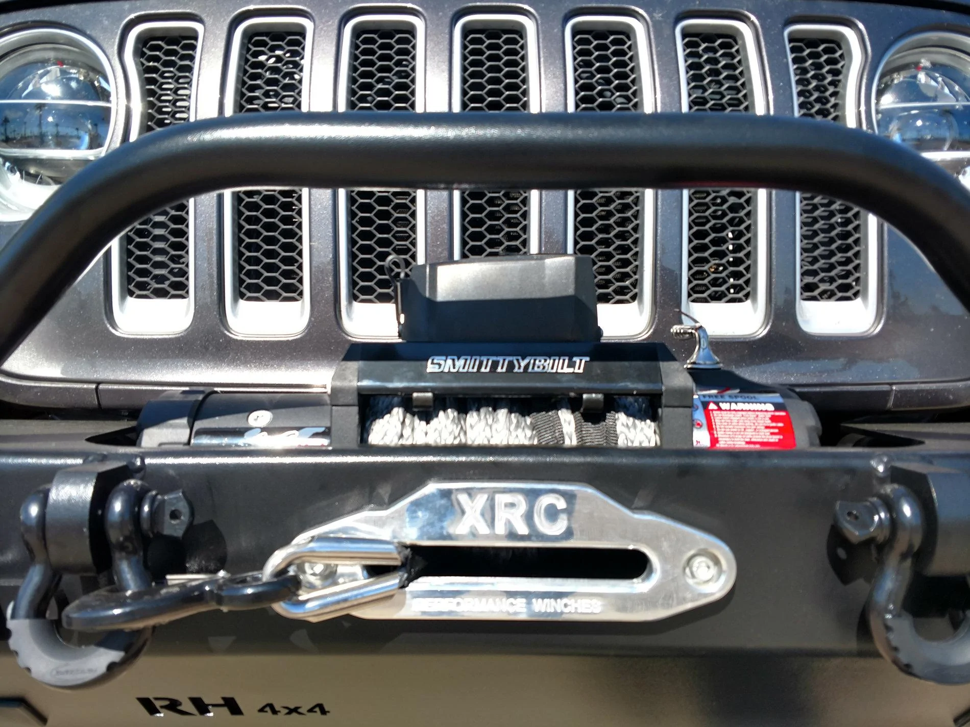 Jeep Wrangler JL Flat Tow bumper bashed on forum. small3