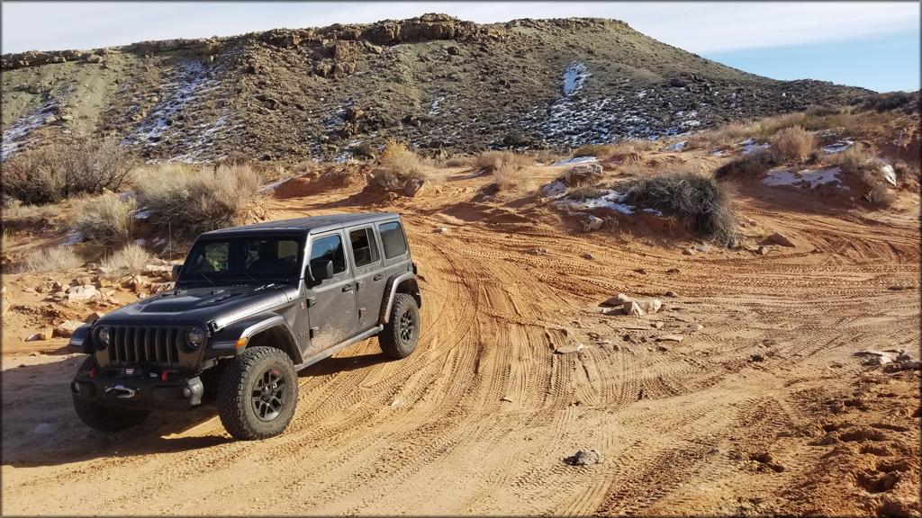 Jeep Wrangler JL Wheeling Stock - Let's See the Pics 109