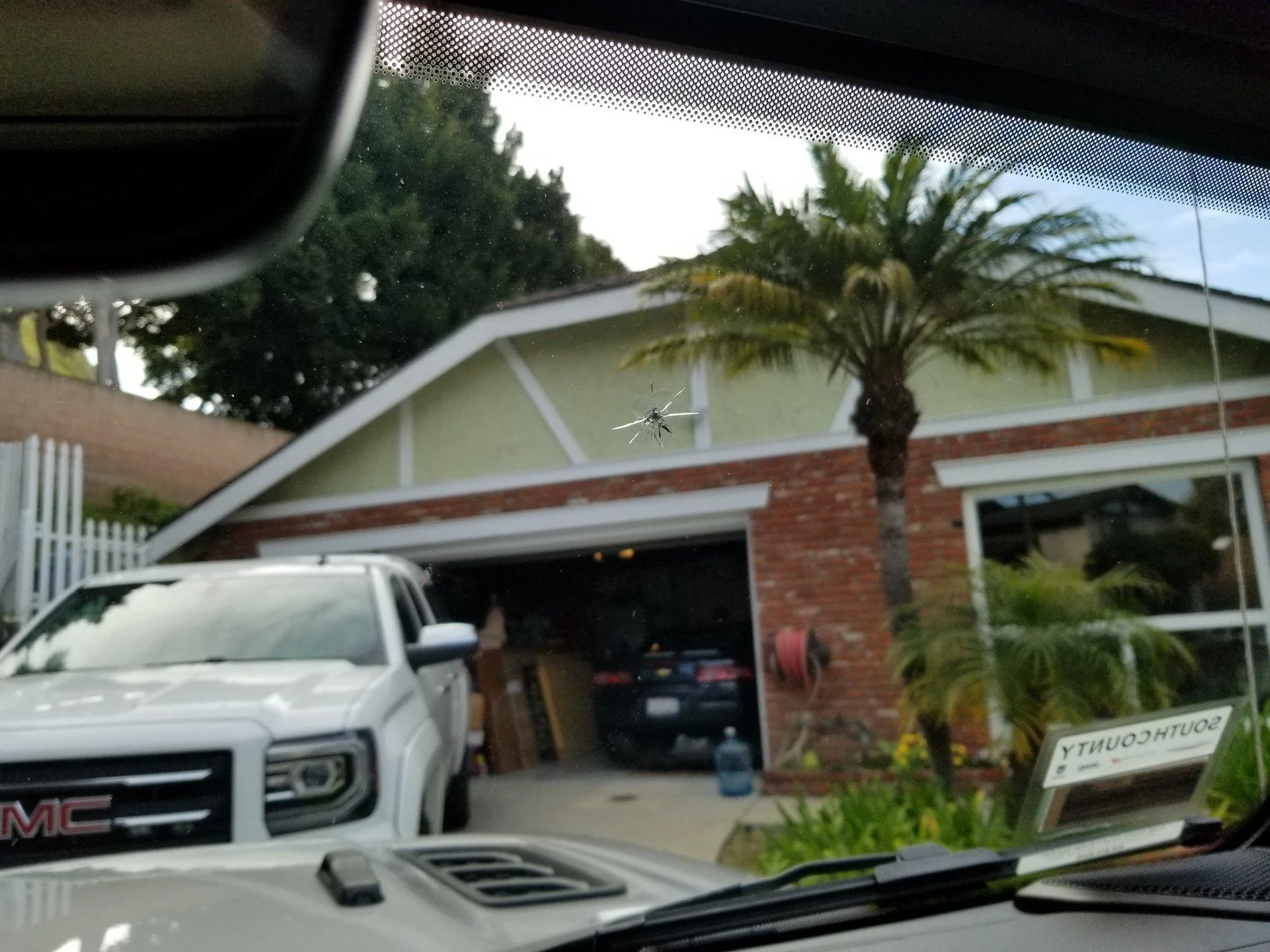 Jeep Wrangler JL Cracked Windshield Club 20190430_165233