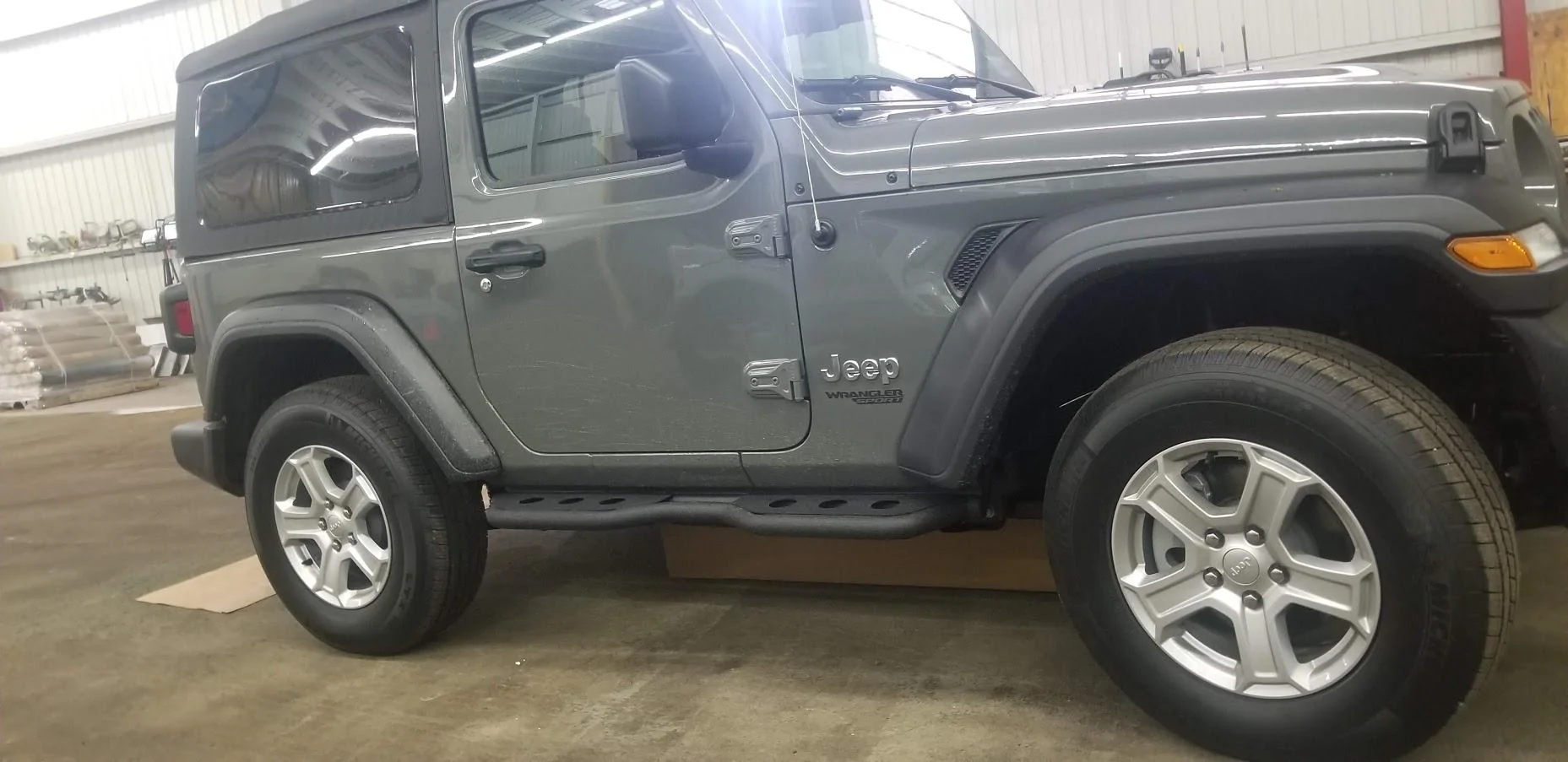 Jeep Wrangler JL extreme terrain barricade HD steps installed j1