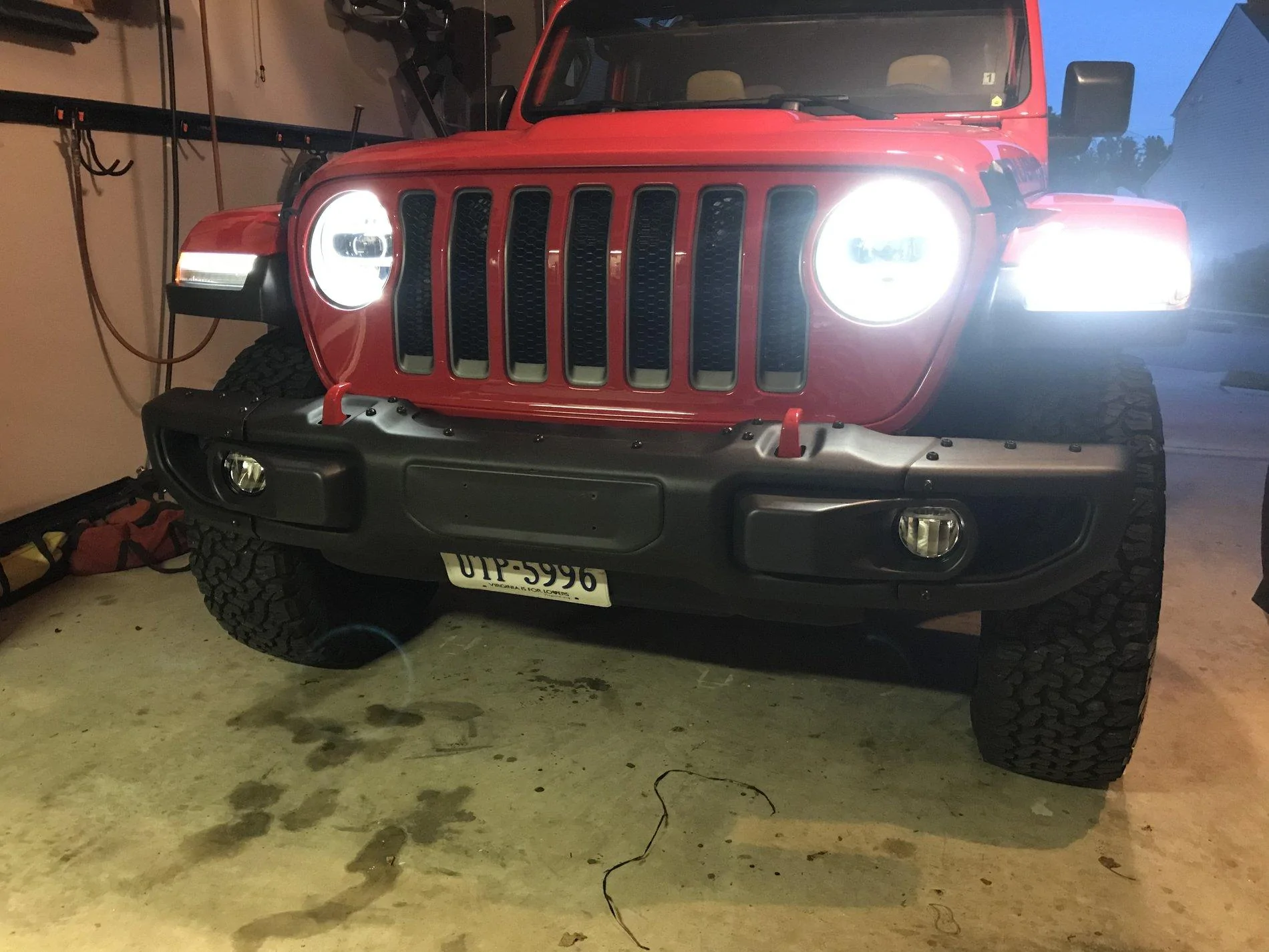 Jeep Wrangler JL Inconspicuous Front Plate B5F3D9DD-B3F5-4571-80A7-DE4D4946A2D2