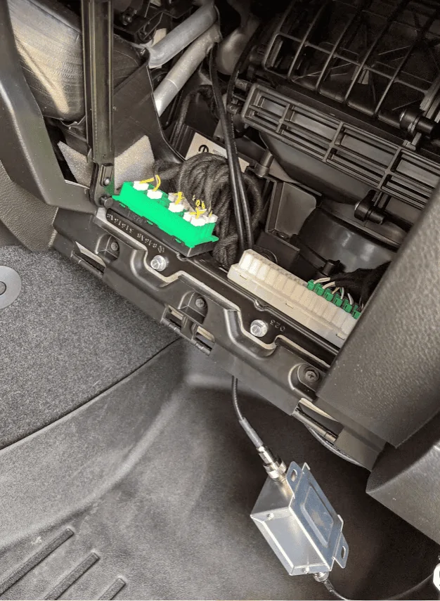 Jeep Wrangler JL Rugged Ridge CB/AM/FM kit upload_2019-5-3_17-0-20-png