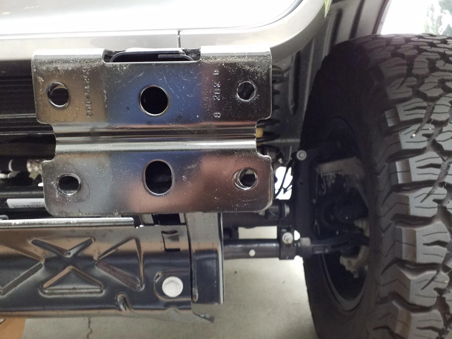 Jeep Wrangler JL Plastic Rubi Bumper removal 20190504_074623