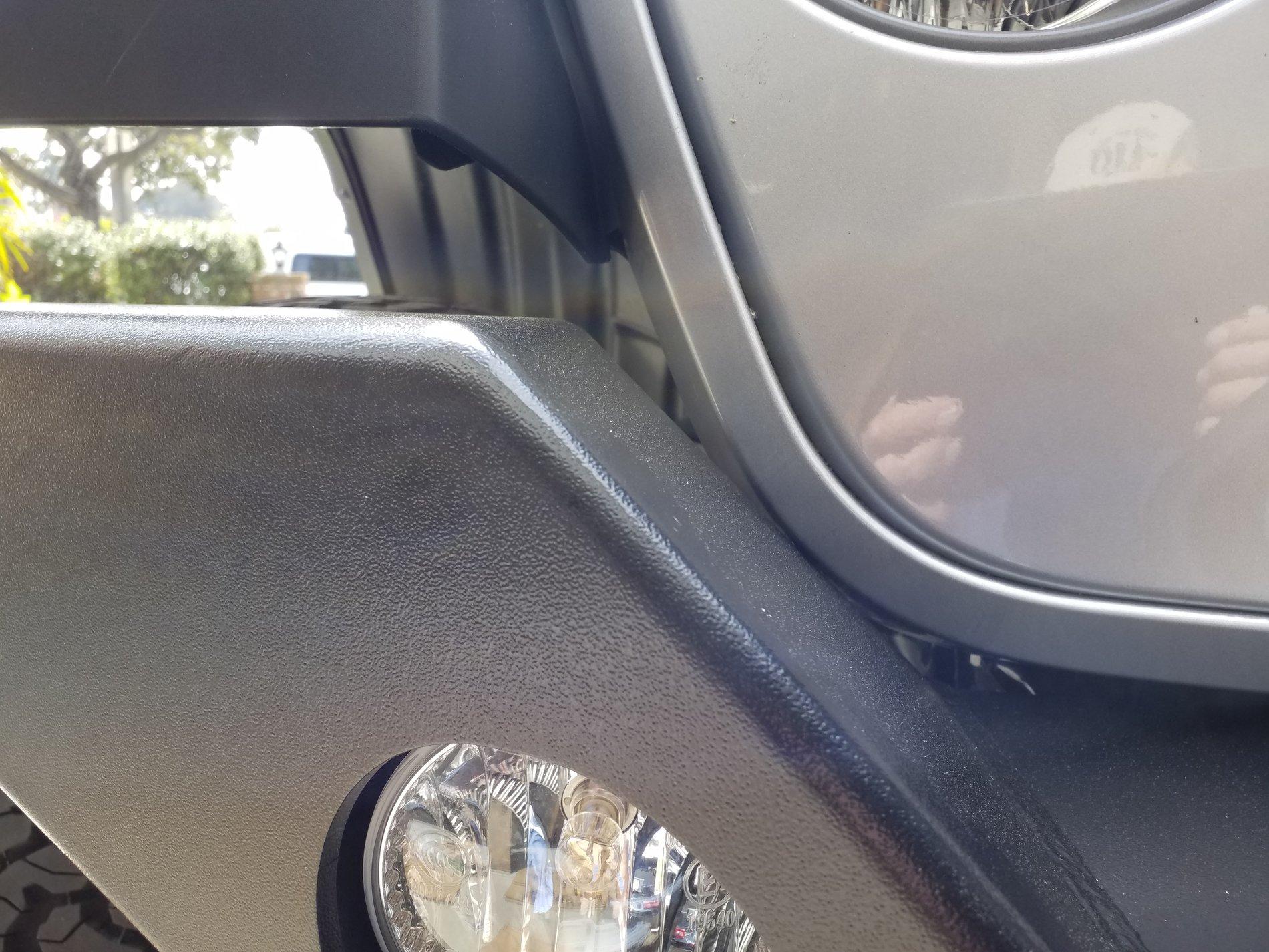 Jeep Wrangler JL Plastic Rubi Bumper removal 20190504_101402